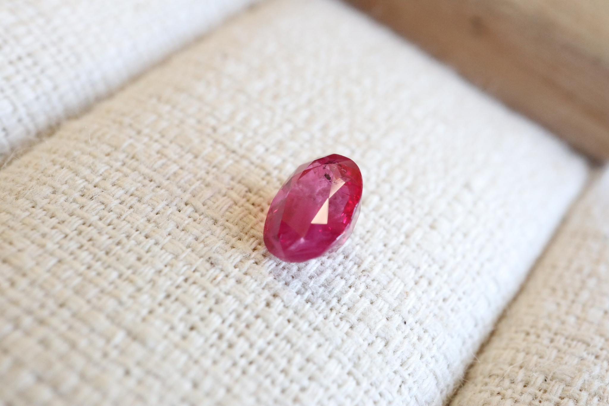 ルース　ルビー1.669カラット　ソーティングあり | 3枚目