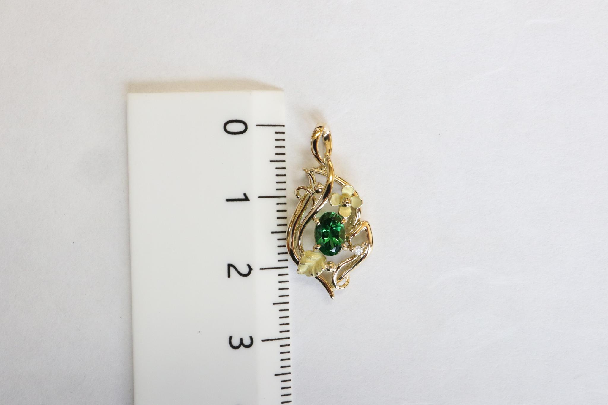 グリーンガーネット「Little Garden」　ペンダントトップ１８金イエローゴールド　ダイヤモンド入り | 20枚目
