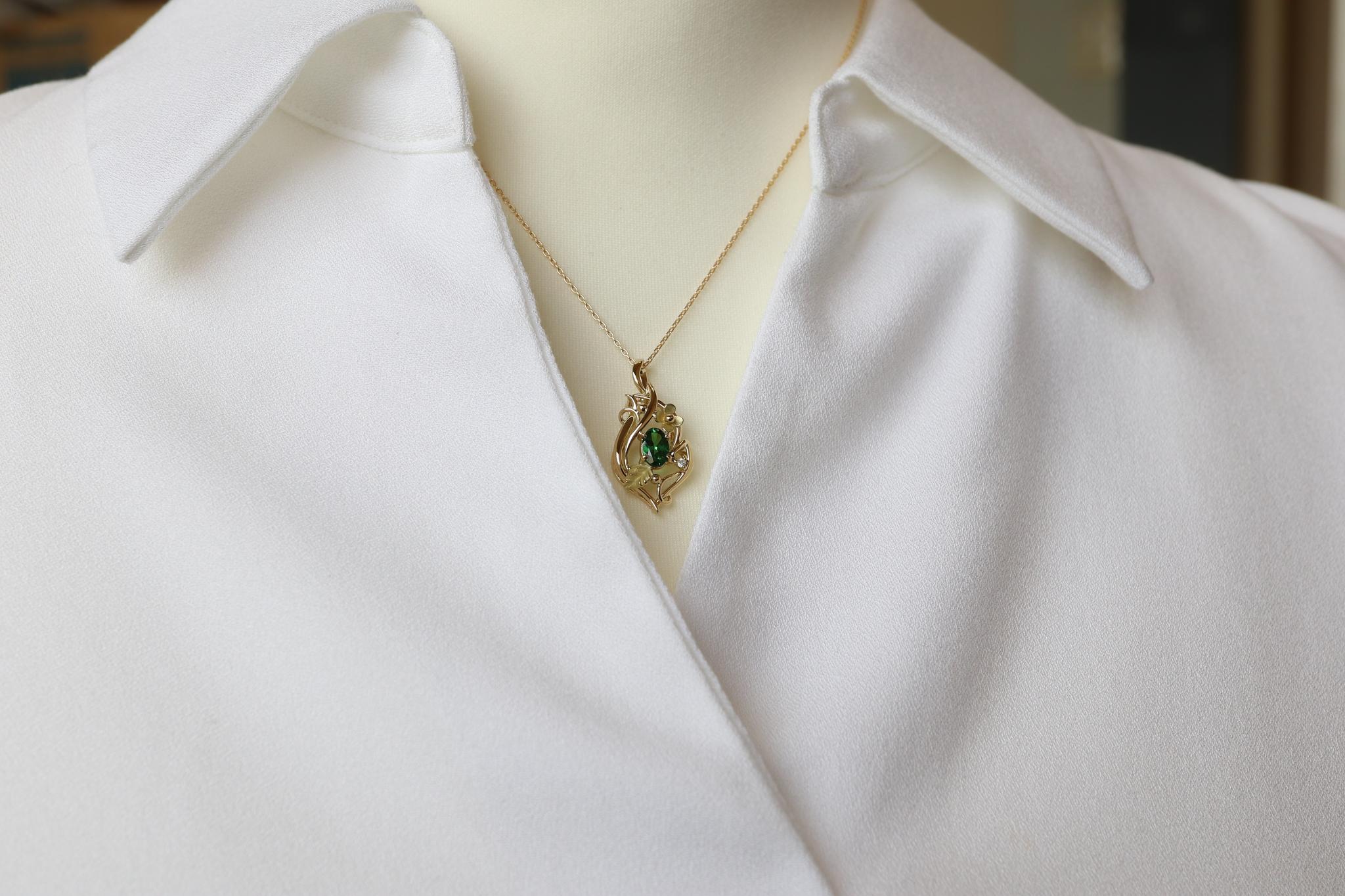 グリーンガーネット「Little Garden」　ペンダントトップ１８金イエローゴールド　ダイヤモンド入り | 4枚目