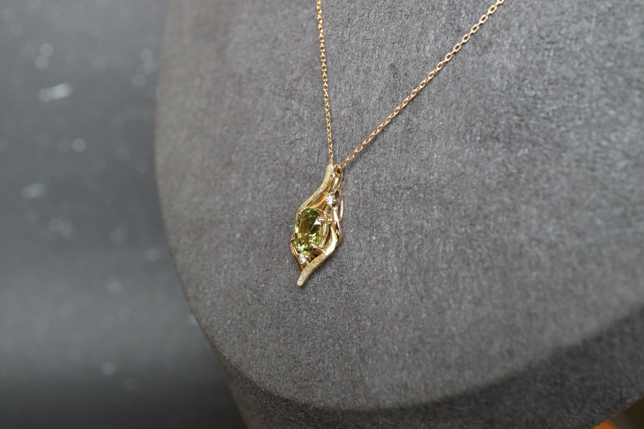 クリソベリル１カラットアップ　スターダスト梨地　森羅スタンダードペンダントトップ１８金イエローゴールド　ダイヤモンド入り | 4枚目