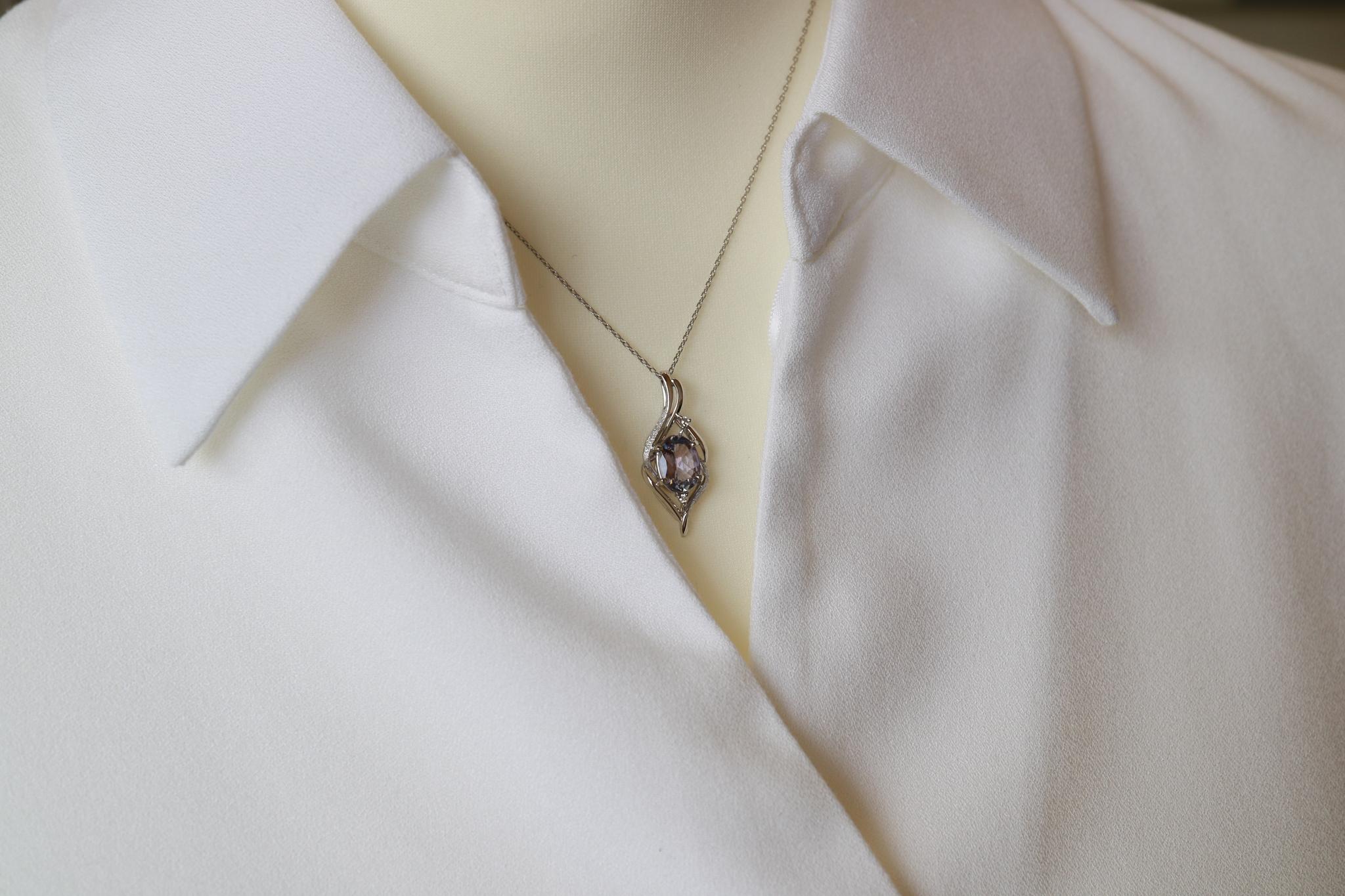 多色石ゾイサイト　１カラットアップ　森羅スタンダードタイプ　スターダスト梨地ペンダントトップ　プラチナ９００ | 7枚目