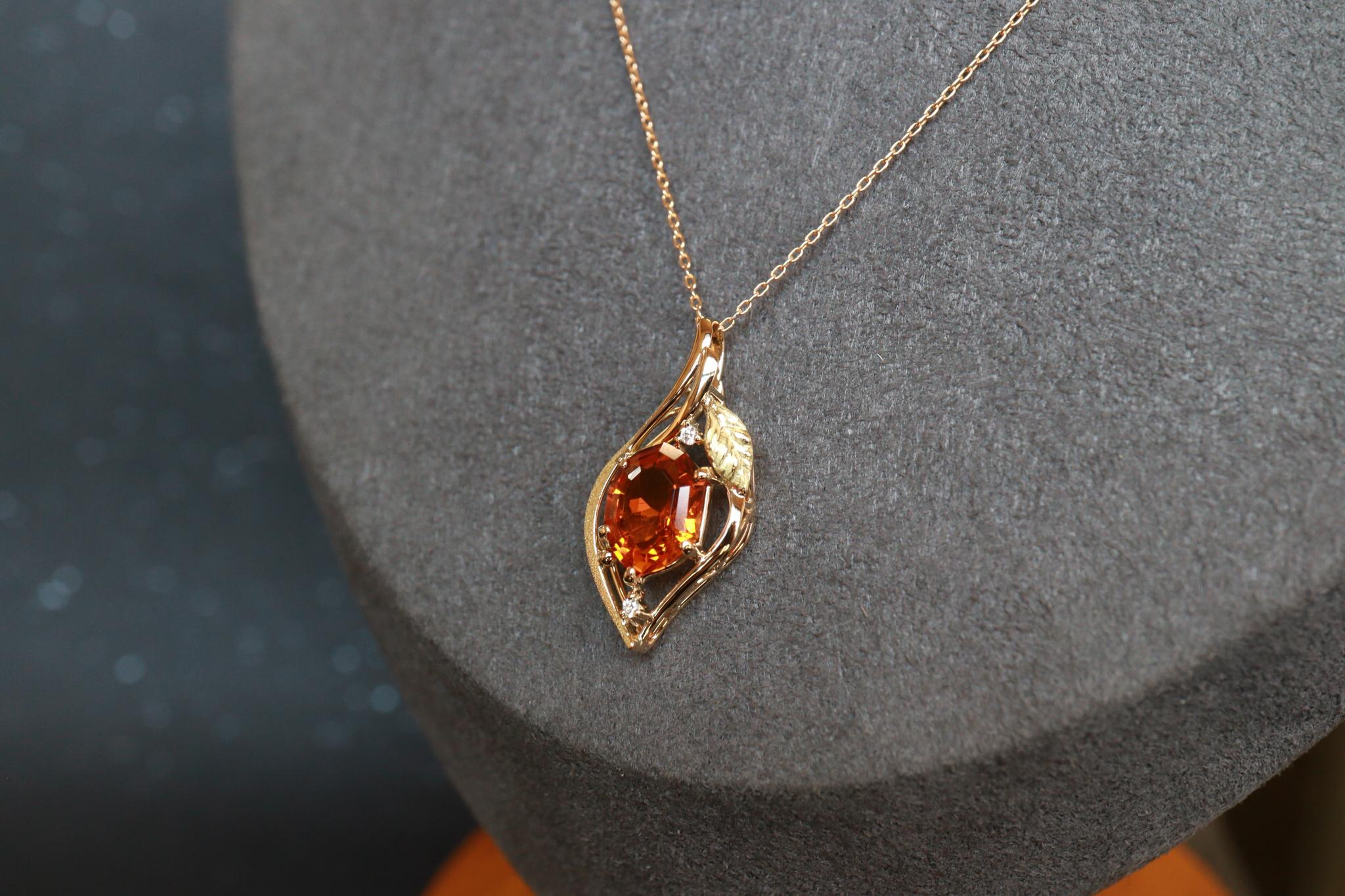 シトリン　森羅スタンダード　スターダスト梨地　リーフアクセント　ペンダントトップ１８金イエローゴールド　ダイヤモンド入り | 3枚目