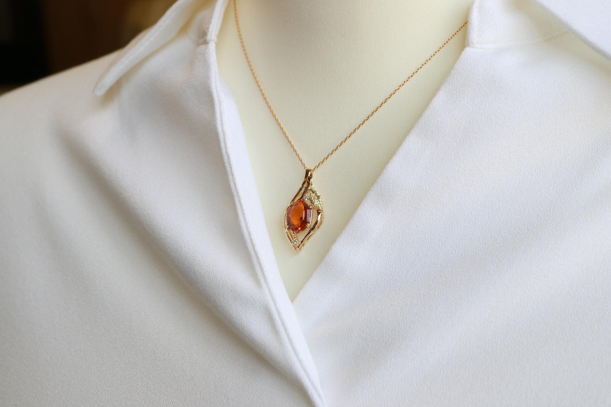 シトリン　森羅スタンダード　スターダスト梨地　リーフアクセント　ペンダントトップ１８金イエローゴールド　ダイヤモンド入り | 6枚目