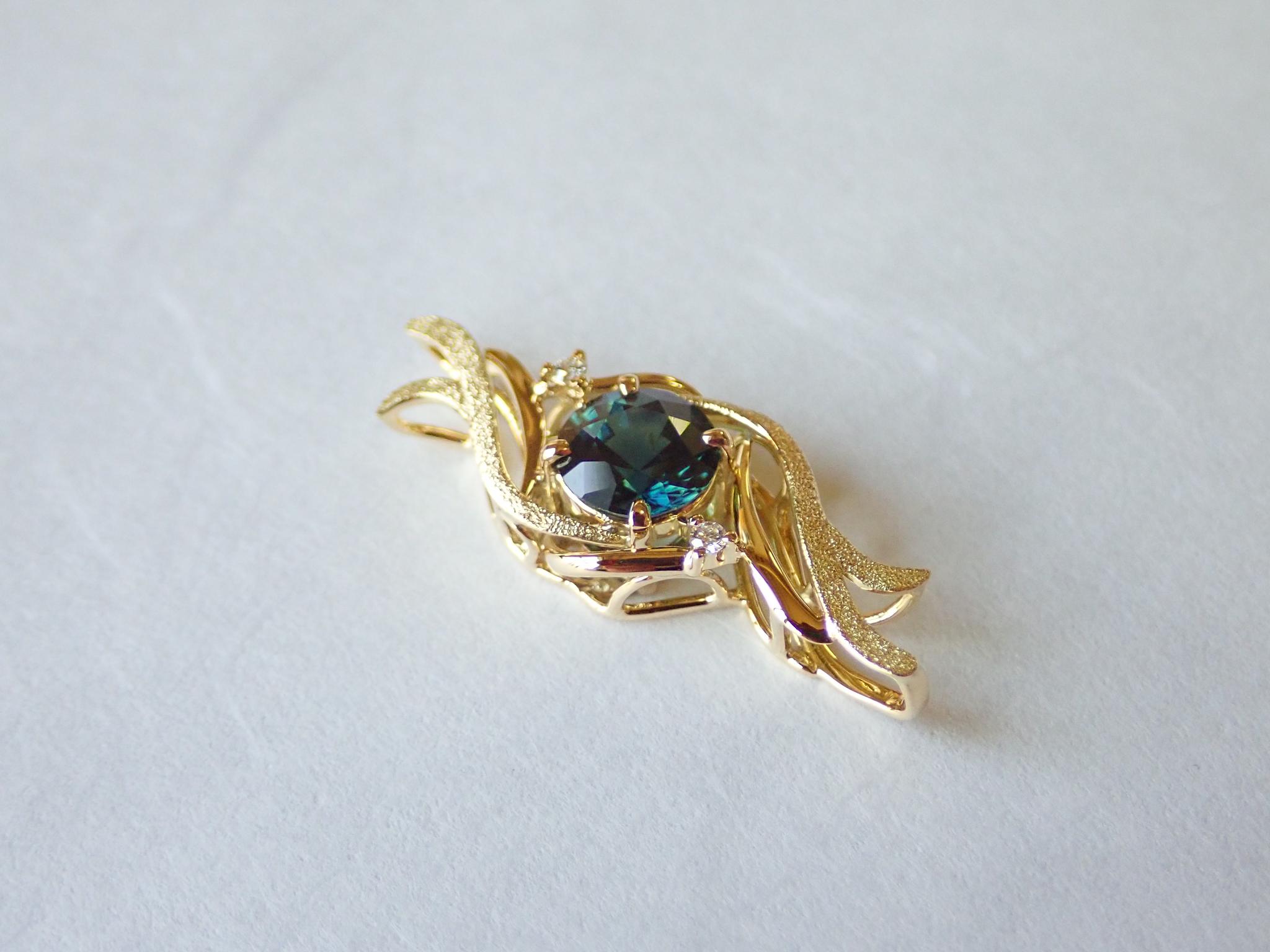 サファイア（ティールカラー）１カラットアップ　ソーティング付き　スターダスト梨地　ペンダントトップ１８金イエローゴールド | 11枚目