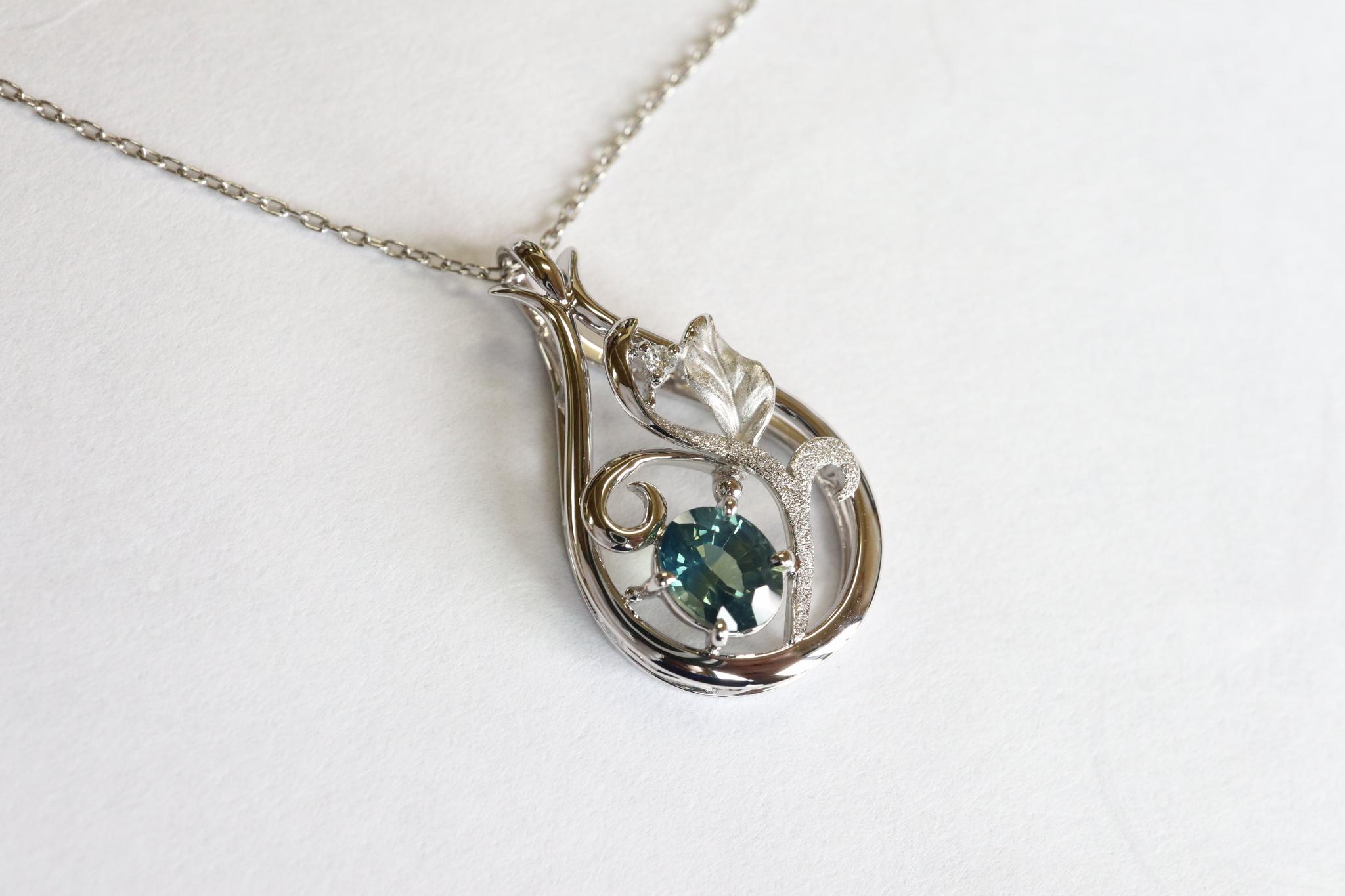 ティールサファイア　「実りのサファイア」　　スターダスト梨地ペンダントトップ　プラチナ９００　ダイヤモンド入り | 8枚目