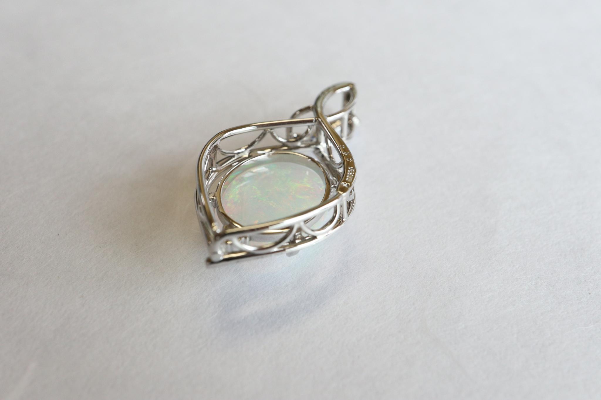 オパール　2カラットアップ　シンプルスターダスト梨地ペンダントトップ　プラチナ９００　ダイヤモンド入り | 17枚目