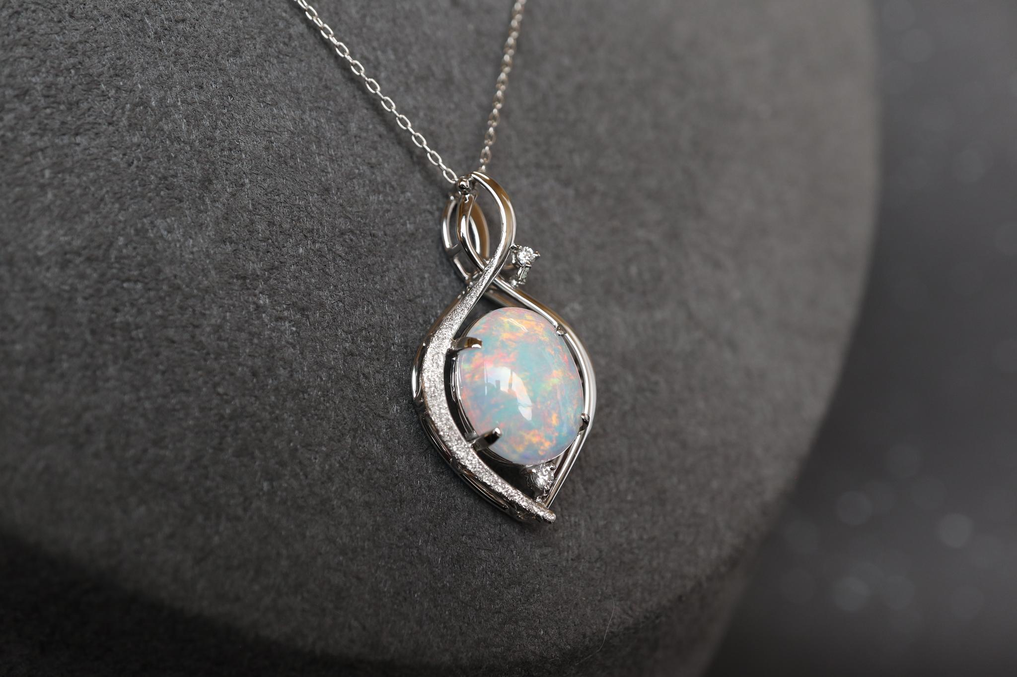 オパール　2カラットアップ　シンプルスターダスト梨地ペンダントトップ　プラチナ９００　ダイヤモンド入り | 4枚目