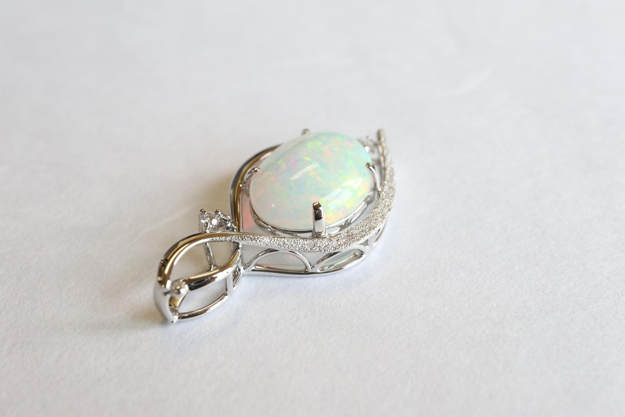 オパール　2カラットアップ　シンプルスターダスト梨地ペンダントトップ　プラチナ９００　ダイヤモンド入り | 9枚目