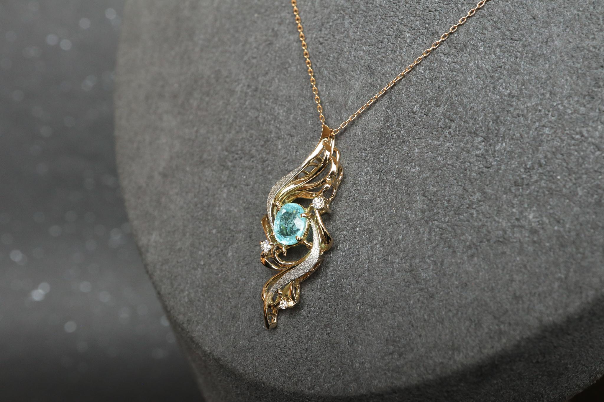 パライバトルマリン１カラットアップ　「火の鳥」　ペンダントトップ　イエローゴールド、プラチナコンビ　ダイヤモンド入り | 3枚目