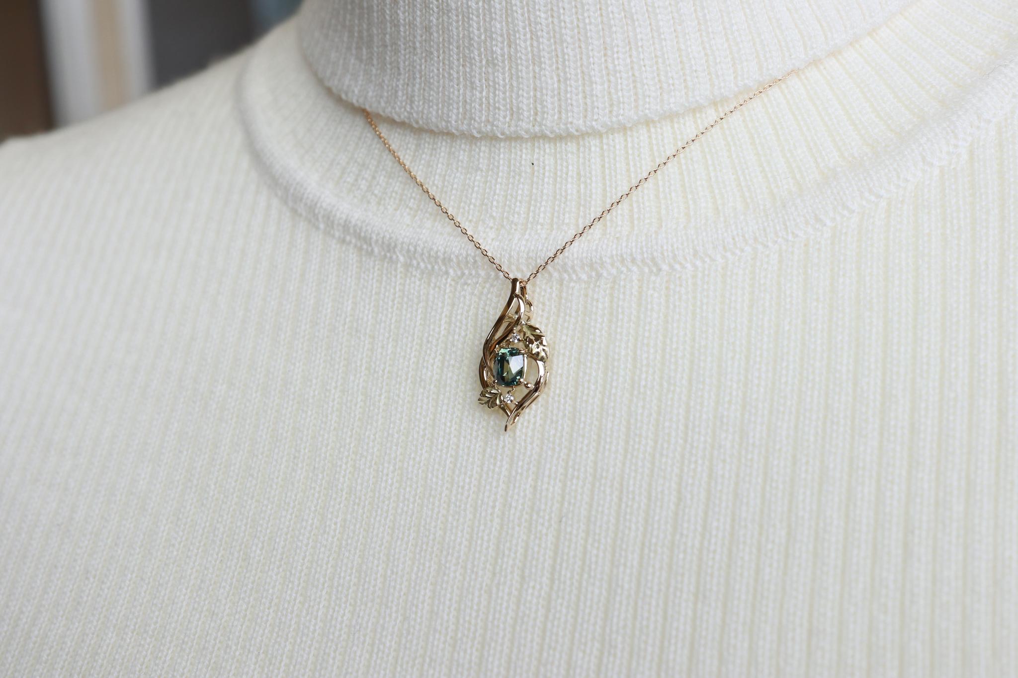 サファイア ティールカラー（通常ー加熱）　リーフデザインペンダントトップ１８金イエローゴールド　ダイヤモンド入り | 7枚目