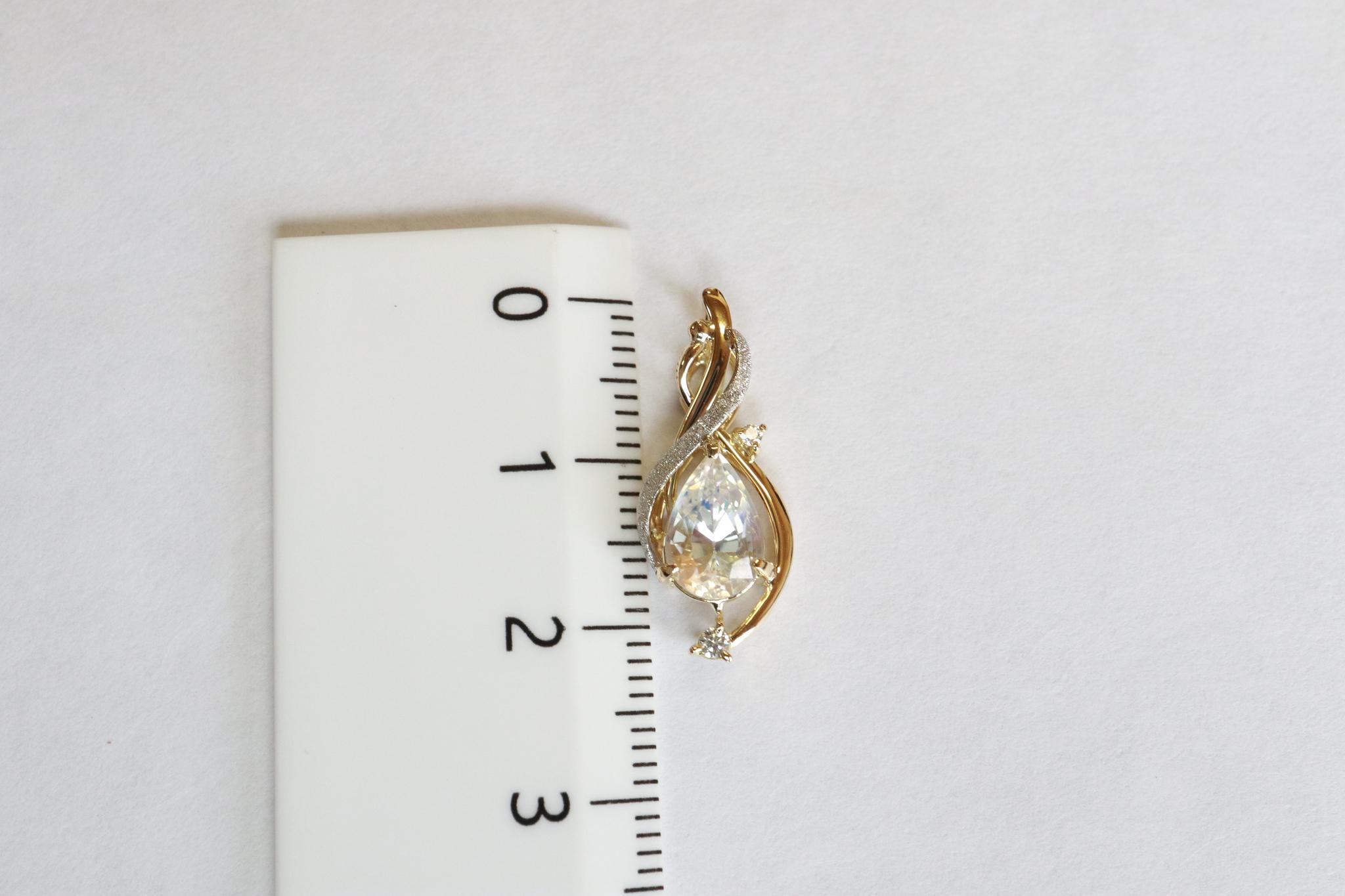 レインボーラブラドライト　天女の羽衣ペンダントトップ イエローゴールド プラチナコンビネーション　ダイヤモンド入り | 20枚目