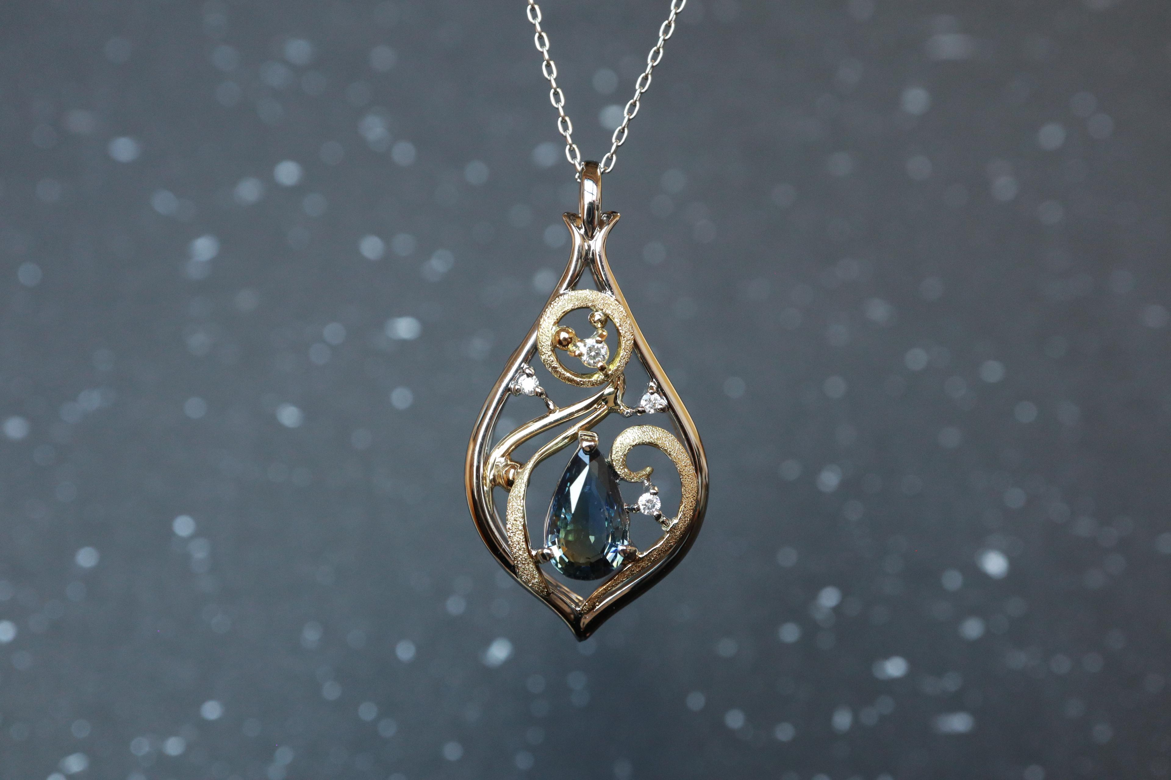 バイカラーサファイア　1カラット　 「月夜の海」小瓶バージョン　イエローゴールド、プラチナコンビ　ダイヤモンド入り1枚目の画像