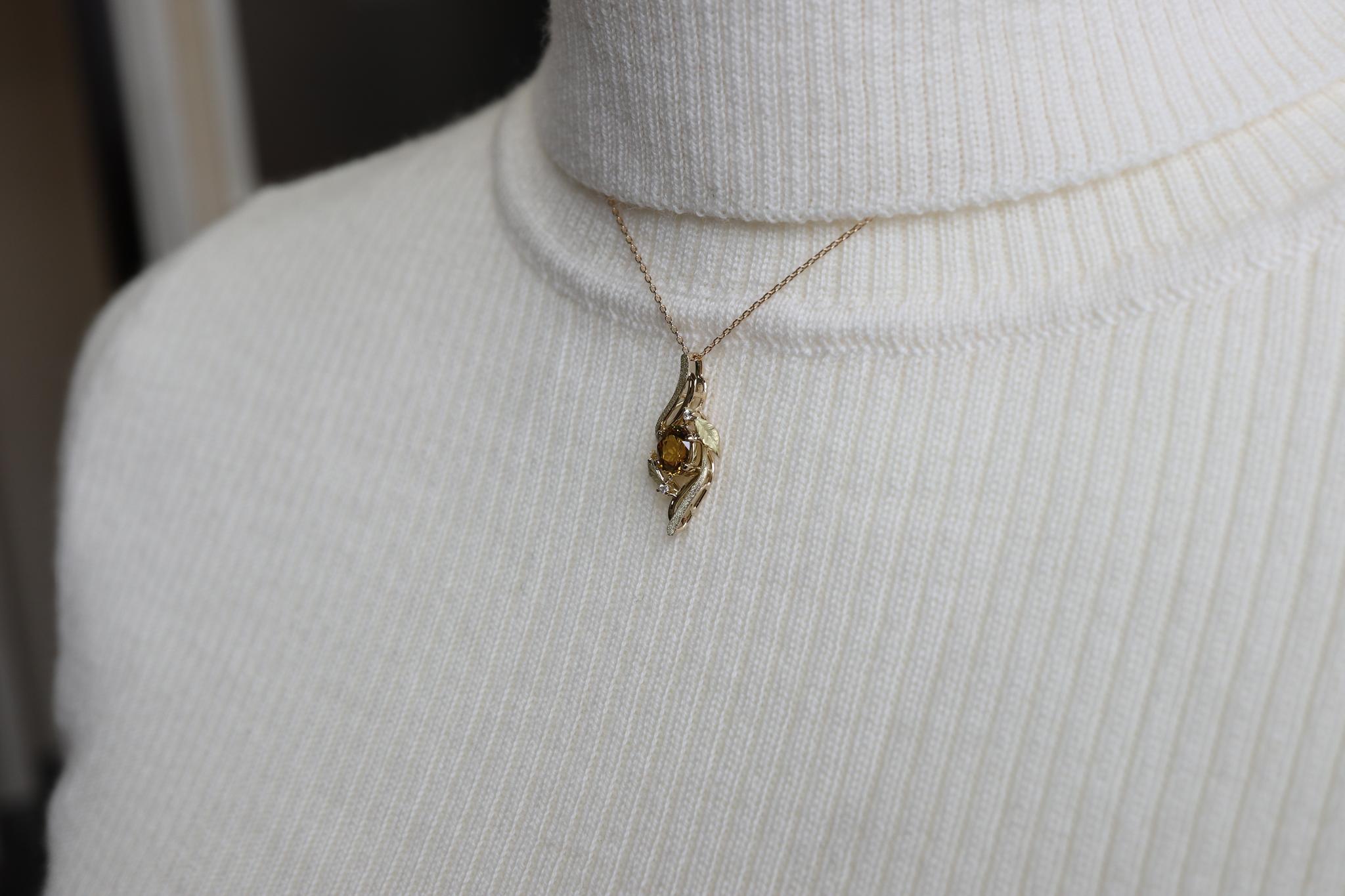 マリガーネット　スターダスト梨地　森羅スタンダード＋リーフ　ペンダントトップ１８金イエローゴールド | 3枚目