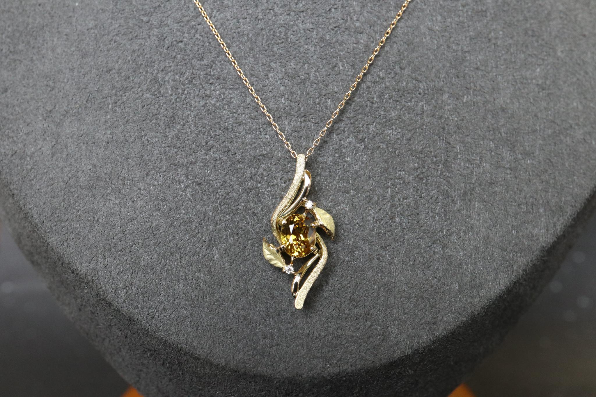 マリガーネット　スターダスト梨地　森羅スタンダード＋リーフ　ペンダントトップ１８金イエローゴールド | 7枚目