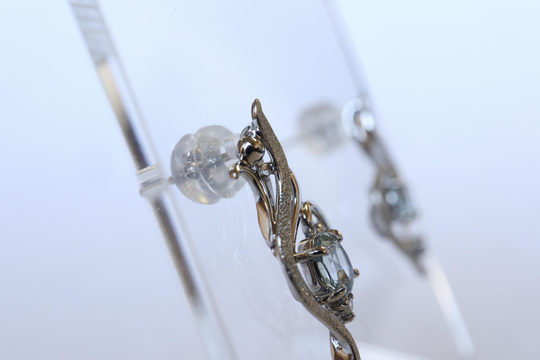 グランディディエライト「水の妖精(?)の幼生」 スターダスト梨地ピアス プラチナ900 ダイヤモンド入り | 12枚目