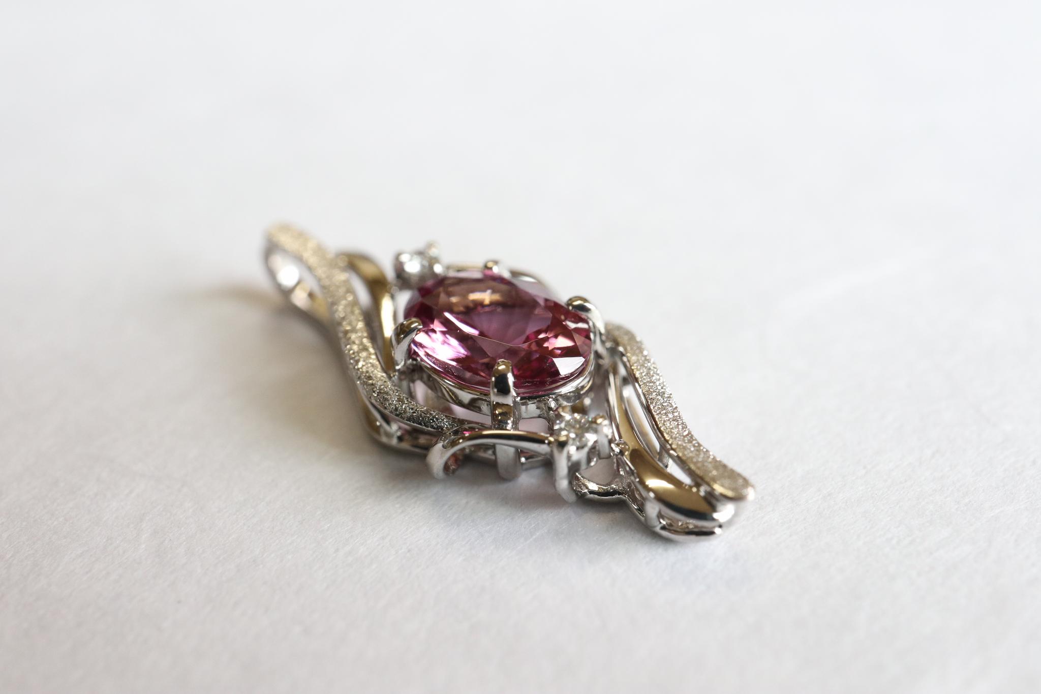 タンガガーネット シンプル「銀河」デザイン スターダスト梨地ペンダントトップ プラチナ900 ダイヤモンド入り | 11枚目