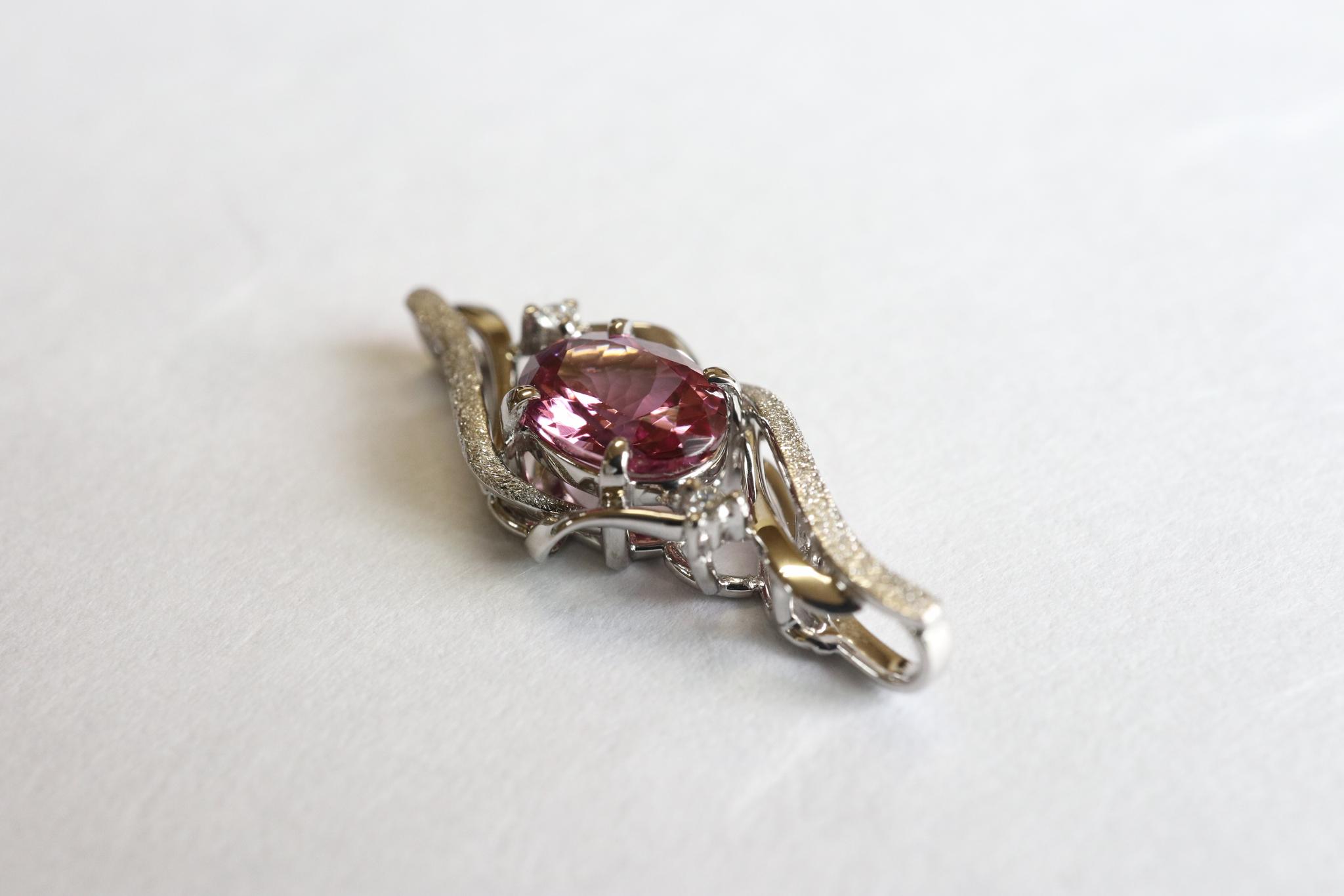 タンガガーネット シンプル「銀河」デザイン スターダスト梨地ペンダントトップ プラチナ900 ダイヤモンド入り | 13枚目