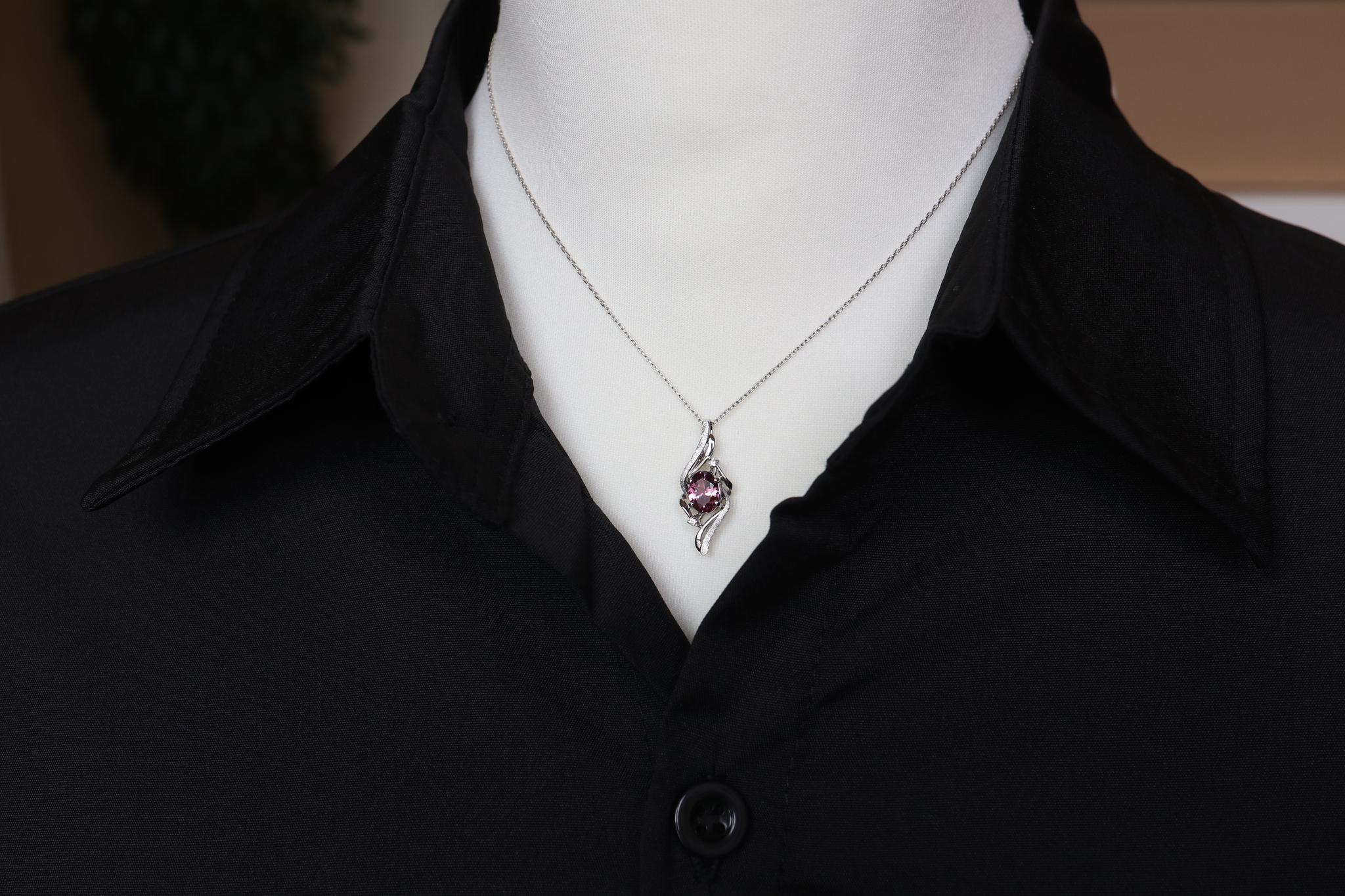 タンガガーネット シンプル「銀河」デザイン スターダスト梨地ペンダントトップ プラチナ900 ダイヤモンド入り | 5枚目