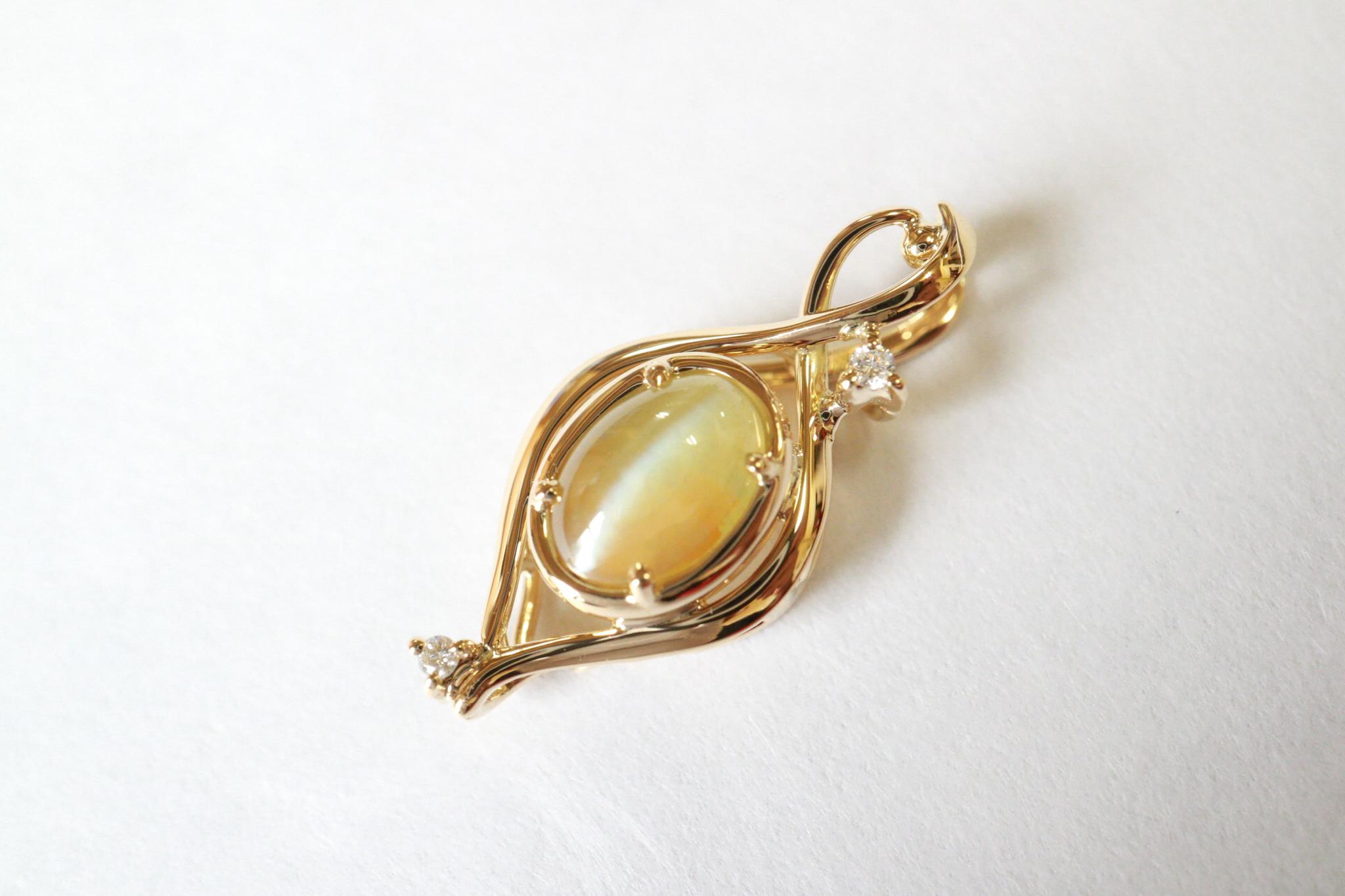 クリソベリルキャッツアイ 1カラットアップ リザーズアイ ペンダントトップ18金イエローゴールド ダイヤモンド入り | 9枚目